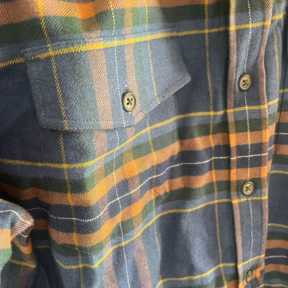 Landseer Button Down Flannel - Picture 3 of 4